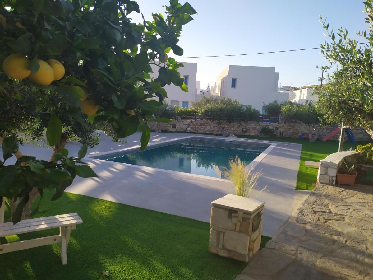 Sunset Studios And Apartments For Adults Over 21 Only Науса Экстерьер фото
