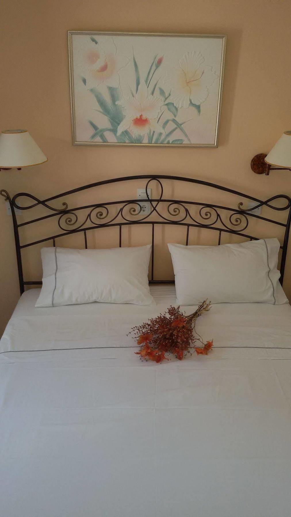 Sunset Studios And Apartments For Adults Over 21 Only Науса Экстерьер фото
